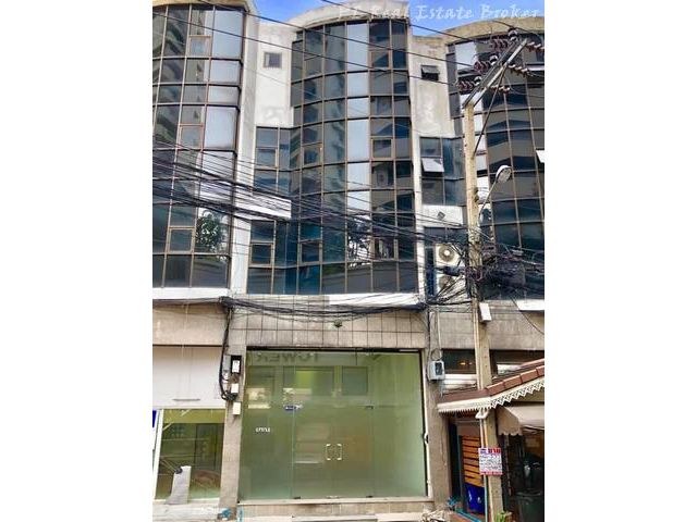 ให้เช่าอาคาร 4 ชั้น 350 ตรม. สุขุมวิท 39 ใกล้ BTS