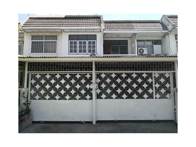 ให้เช่าทาวน์เฮ้าส์ 2 ชั้น 27 ตร.วา อินทามระ 41