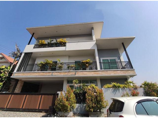 T01611 ให้เช่าบ้านเดี่ยว 3 ชั้น กุลพันธ์วิลล์ 6