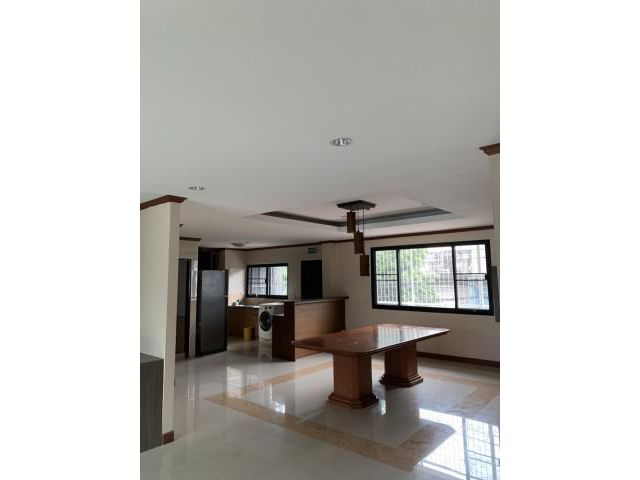 สำนักงาน ให้เช่า ซอยเอกมัย12 OFFICE SPACE FOR RENT EKKAMAI 12 เชื่อมซอยทองหล่อและปรีดีพนมยงค์ได้ 48
