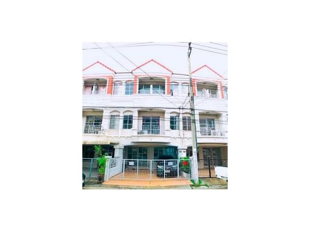 ทาวน์โฮม 3 ชั้น Diamond Grand Ville นวลจันทร์