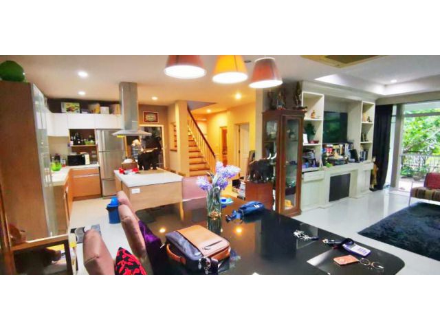 (DH43) ขายด่วน บ้านเดี่ยว 2 ชั้น หลังมุม 5 ห้องนอน 5 ห้องน้ำ พร้อมอยู่ หมู่บ้านนันทวัน พระราม9-อ่อนนุช