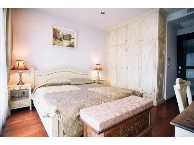 condo for rent The Address Chidlom