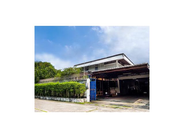 ที่ดินพร้อมบ้าน 1 ไร่ 2 งาน 43 ตารางวา หลักสี่ กทม