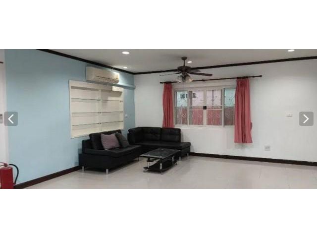 ให้เช่าบ้านเดี่ยว 2 ชั้น ซอยรามคำแหง 68 พร้อมเฟอร์นิเจอร์ ย่านรามคำแหง พักอาศัย