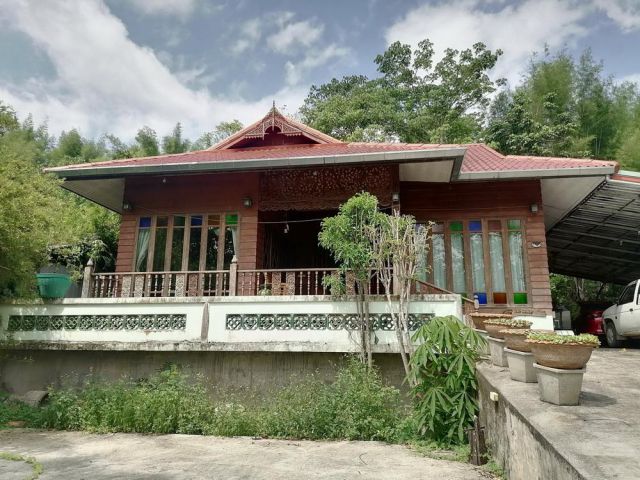 ขายบ้านแม่ริม ที่เนิน วิวนา วิวเขา ใกล้โรงเรียนนานาชาติเปรม เนื้อที่ 342 ตร.ว. ราคา 4.9ล้าน