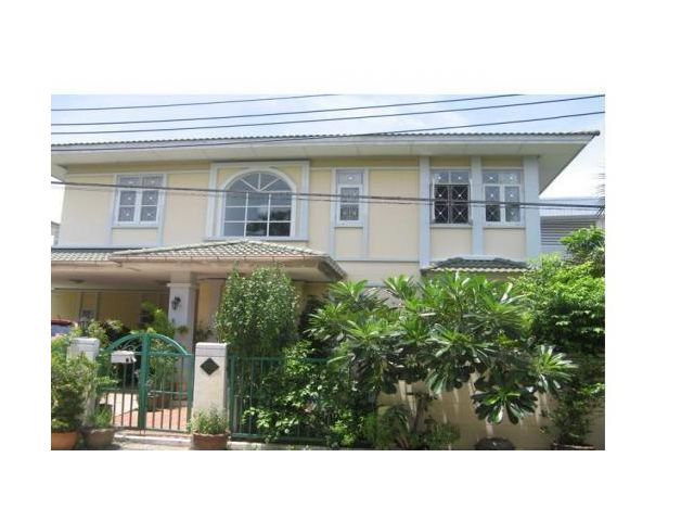 PL16 ขายบ้านเดี่ยว 2 ชั้น บ้านลาดพร้าว 1 ซอยโยธินพัฒนา 11  เลียบด่วนเอกมัย – รามอินทรา เขตบางกะปิ ใกล้ CDC The Crytal ห้