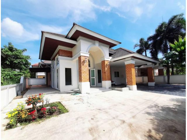 บ้านเดี่ยว 2 ชั้น #หมู่บ้านเดอะแกรนด์ไพรเวทโฮม วรางกูล ลำลูกกาคลอง 3 รีโนเวทใหม่ บ้านสภาพสวย พร้อมเข้าอยู่ ตั้งอยู่บนถนนใหญ่รังสิตคลอง 3