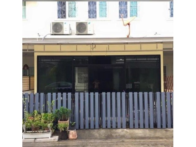 ทาวน์โฮมให้เช่า ดิเอ็กซ์คลูซีฟ ซอยนวลจันทร์