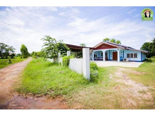 บ้านพร้อมที่ดิน 2 ไร่ บ้านคำไฮ/ ดอนมดแดง  เพียง 990,000.-