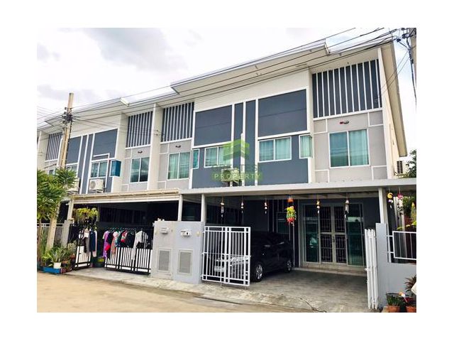 หมู่บ้านอาร์เค พาร์ค รามอินทรา-ซาฟารี RK PARK RAMINTRA-SAFARI ขายด่วน ทาวน์โฮม 2 ชั้น เนื้อที่ 30.80 ตร.ว แปลงริม ทำเลดี