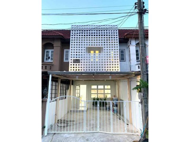S00170 ขายทาวน์โฮมสวย รีโนเวทใหม่ กุลพันธ์วิลล์ 4