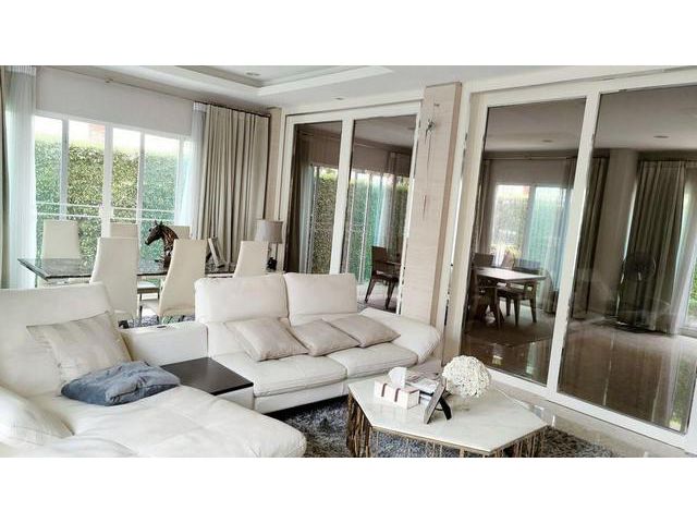 ขายบ้านแกรนด์ บางกอก บูเลอวาร์ด สาทรปิ่นเกล้า