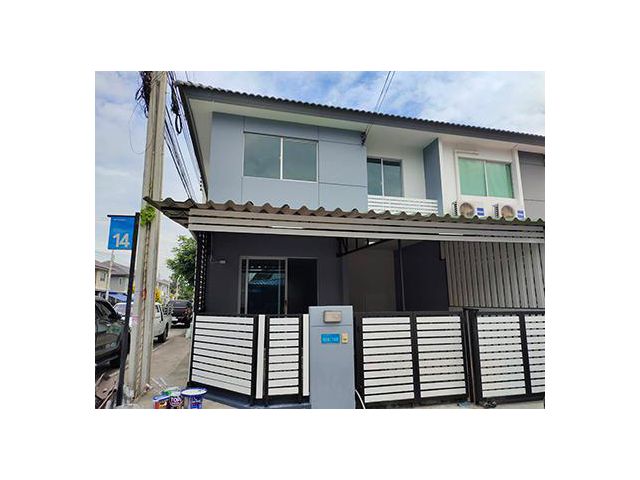 ขายถูก บ้าน 2 ชั้น หมู่บ้านพฤกษา 104 สุขุมวิท-แพรกษา หลังมุม สมุทรปราการ