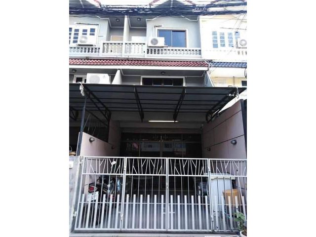 ขาย ทาวน์เฮาส์ หมู่บ้านสินทวี​