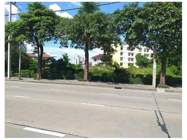 ขายที่ดินติดถนนประเสริฐมนูญกิจ-เกษตรนวมินทร์ 4ไร่ 3งาน 95 ตร.ว.