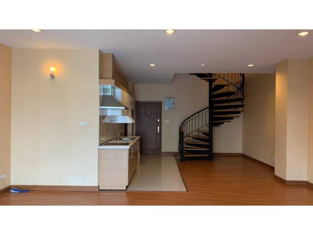 ขายคอนโด2ชั้น duplex บ้านสวน กรีนเนอร์รีฮิลล์