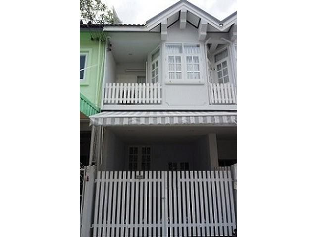 ให้เช่าทาวน์เฮ้าส์ ถนนพระราม3 สาธุประดิษฐ์ซอย49