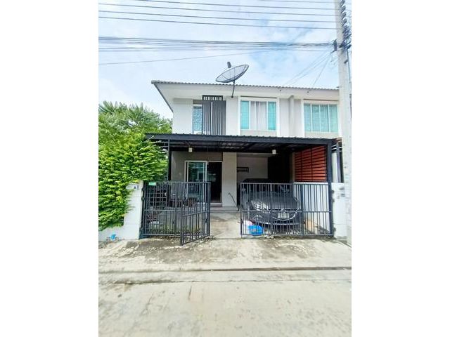 ขายทาวน์โฮม หลังมุม ในพฤกษา อเวนิว หนามแดง พฤกษาวิลล์ 66/2 บางนา – หนามแดง 24 ตร.ว.