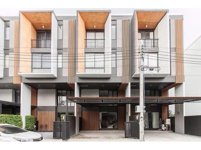 ทาวน์โฮมให้เช่า ซิเชนพัฒนาการ32 เขตสวนสวง 22ตรว