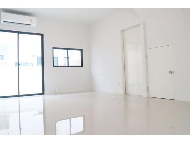 ให้เช่าทฮ 3ชั้น ม.กลางเมือง ราชพฤกษ์ รัตนาธิเบศร์