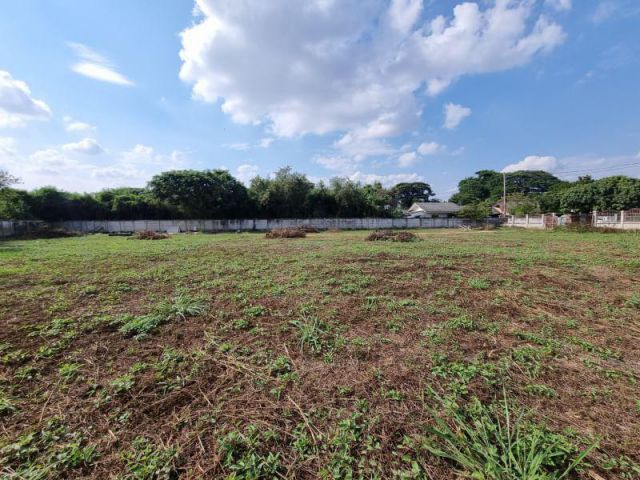 ขายที่ดินเปล่า #ขายที่ดินดอยสะเก็ด ใกล้แยกบ่อสร้าง เนื้อที่ 2 ไร่ วาละ 9,500บ.