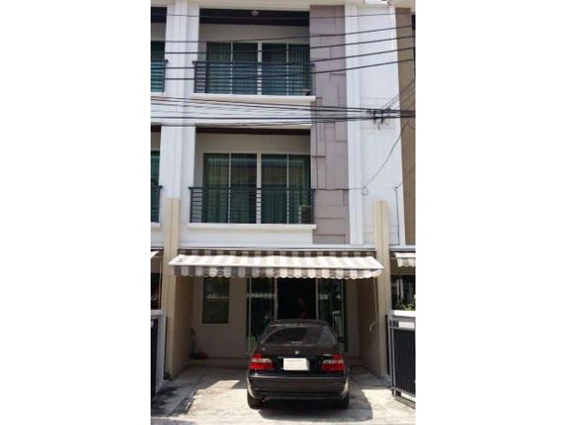 ให้เช่าทาวน์โฮม บ้านกลางเมือง S-Sense ศรีนครินทร์