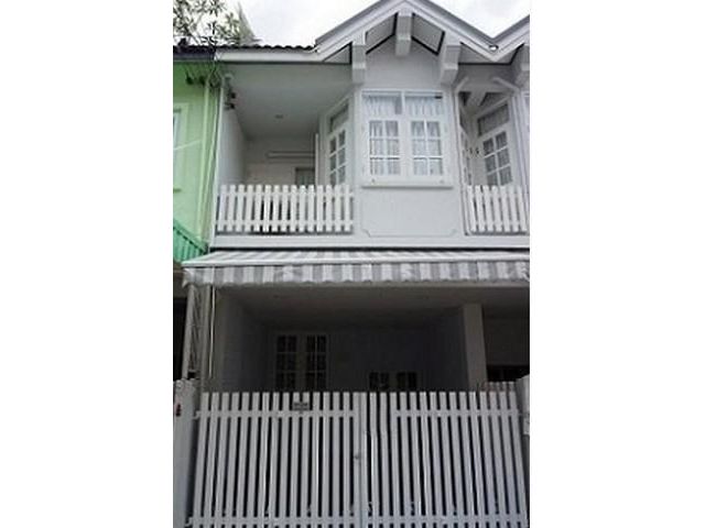 ให้เช่าทาวน์โฮม สาธุประดิษฐ์ซอย49