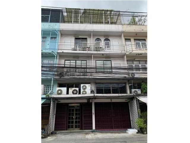 ให้เช่าอาคารพาณิชย์ 4ชั้น 3คูหา ทะลุกัน ถนนจันทน์