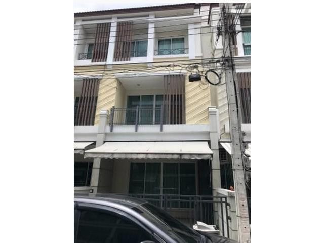 ให้เช่าทาวน์โฮม 3ชั้น บ้านกลางเมือง ลาดปลาเค้า