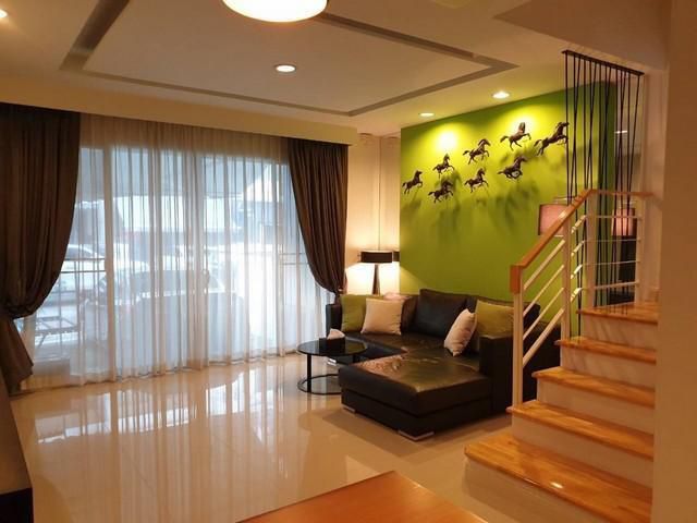 ให้เช่าทาวน์โฮม 3ชั้น บ้านกลางเมือง ลาดปลาเค้า
