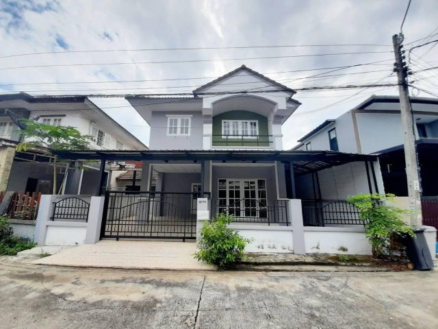 ขายบ้านแฝด 2 ชั้นสไตล์บ้านเดี่ยว #หมู่บ้านบุรีรมย์ ต้นโครงการ แต่งสวย พร้อมอยู่ ปลอดภัยด้วยระบบรักษาความปลอดภัย