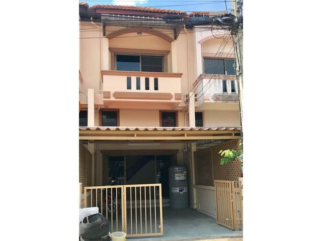 S00189 ขายทาวน์โฮม 3 ชั้น หมู่บ้านบ้านสุจิตรา