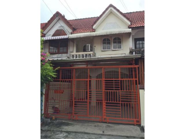 U1157 ให้เช่าทาวเฮาส์ 2 ชั้น หมู่บ้านรังสิยา 2  อยู่ซอยวชิรธรรมสาธิต55  ใกล้สถานีปุณวิถี สุขุมวิท 101 ทำเลดีเดินทางสะดวก