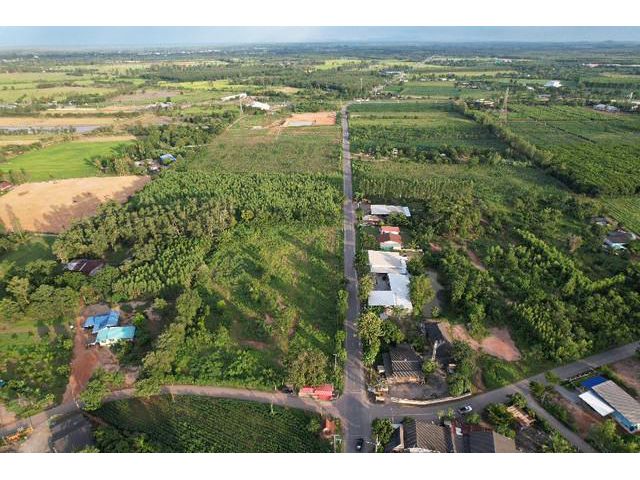 ขายที่ดิน 7 ไร่ ราคาไร่ละ 1.8 ล้านบาท ติดถนนลาดยาง 3017 ใกล้ถนน 331-600 เมตร จ.ฉะเชิงเทรา