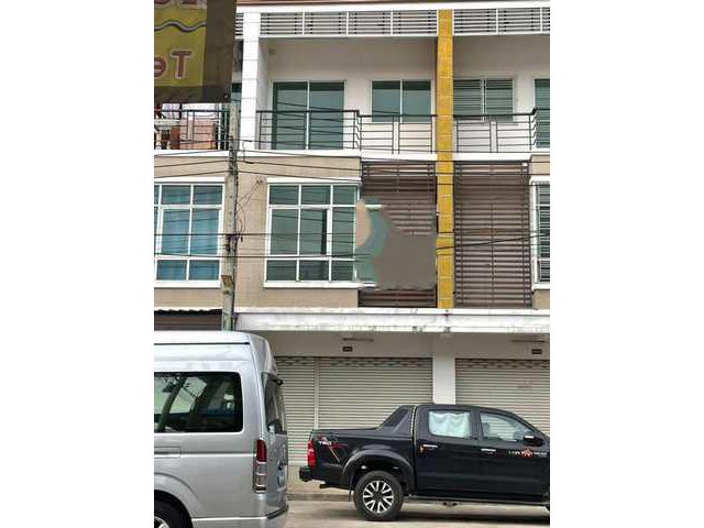 ขายอาคารพาณิชย์ 3 ชั้น  โครงการ เดอะซิกเนเจอร์