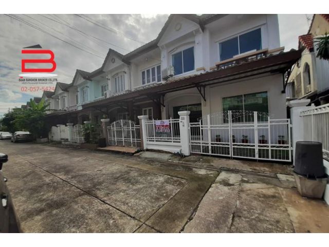 ทาวน์เฮาส์ 2 ชั้น หลังริม โครงการ บุศรินทร์ รามอินทรา เนื้อที่ 25.1 ตรว. มี 2 นอน 2 น้ำ ถนนพระยาสุเรนทร์ เขตคลองสามวา
