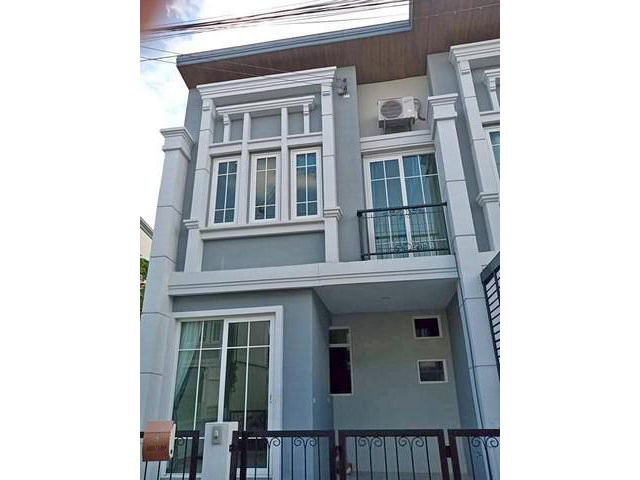 ให้เช่าโกลเด้นทาวน์ 3 บางนา-สวนหลวง ใกล้