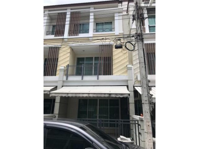 ทาวน์โฮมให้เช่า บ้านกลางเมือง ลาดปลาเค้า
