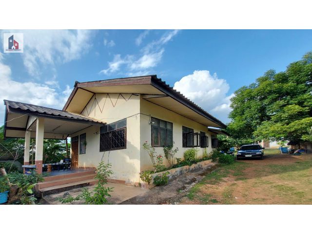 ขายที่ดินสวนลำไย พร้อมบ้าน ขนาด 3 นอน 2 ห้องน้ำ+โกดังเก็บของ
