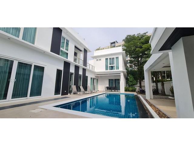 LVNe4063 ขาย บ้านพูลวิลล่า ใกล้หาดจอมเทียน