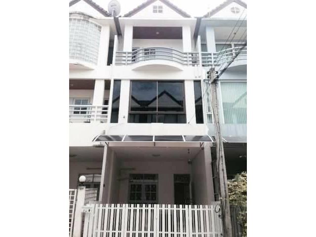 ให้เช่าทาวน์โฮม3ชั้น ทาวน์อินทาวน์19 ใกล้เลียบด่วน