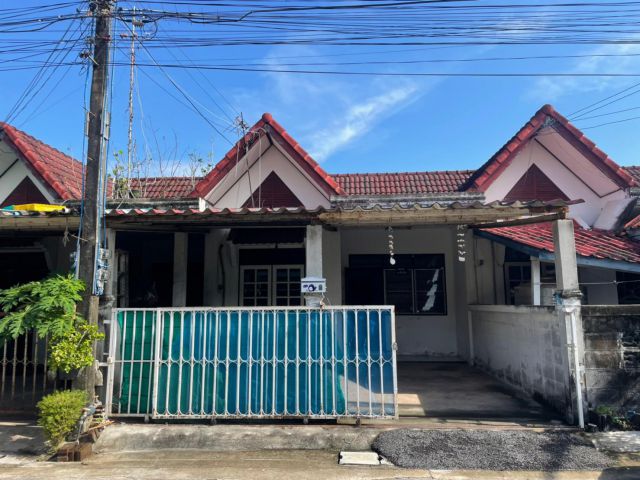 ขายถูก  ทาวน์เฮ้าส์ชั้นเดียว 23.7 ตรว.หมู่บ้านธารทิพย์2 ต.เชิงเนิน อ.เมือง จ.ระยอง