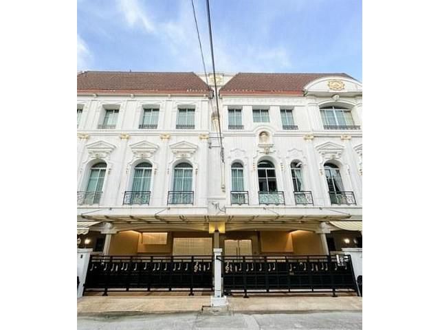 ให้เช่าทาวน์โฮม พระราม3 เนื้อที่ 42ตรว