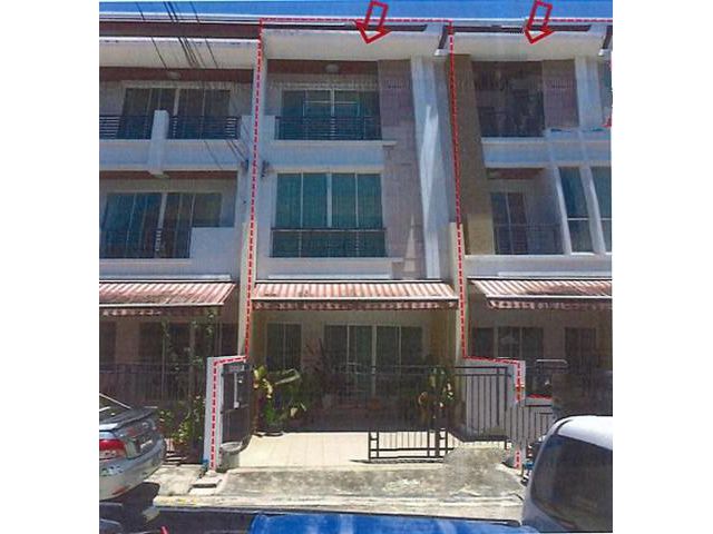 ขายทาวน์เฮ้าส์ :      บ้านกลางเมือง เอสเซ้นส์