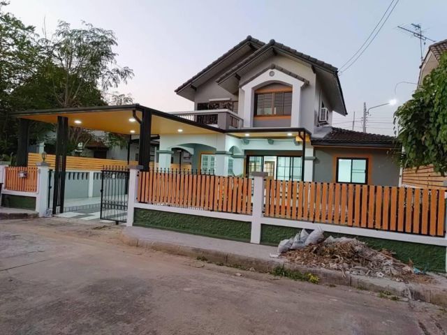 บ้านเดี่ยว 2 ชั้น #หมู่บ้าน​ซิตี้โฮม​วิลเลจ​2 รังสิต​คลอง​4​ มีเทอเรซด้านหน้า สภาพใหม่ บ้านเราสว​ย เหลือ​แค่ปูหญ้า