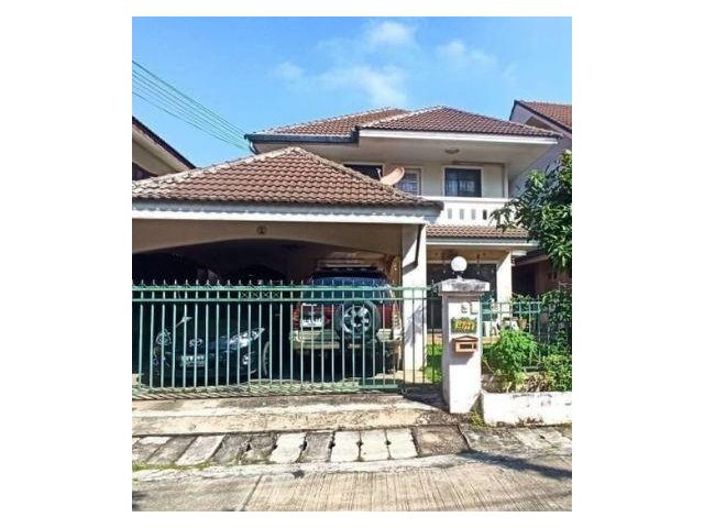 R7บ้านสองชั้นพร้อมสนามหญ้า@หนองหอย ติดหลังรร.วารี
