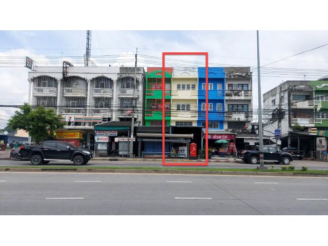 ขายตึกแถว อาคารพาณิชย์ 3.5 ชั้น  บางชัน ทำเลดี