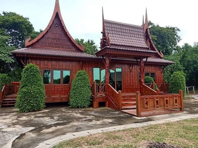 ขายบ้านเรือนไทย ตำบลตะคุ  อำเภอปักธงชัย จังหวัดนครราชสีมา 3,000,000 บาท