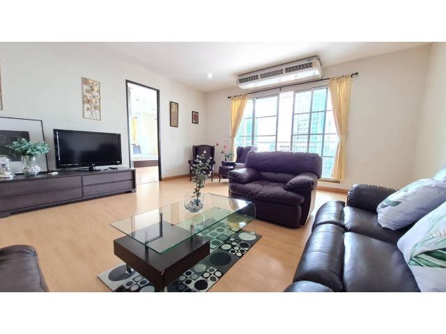ให้เช่า Citi Smart Condo Sukhumvit 18 for rent (ซิติ้ สมาร์ท สุขุมวิท 18) Penthouse 175sq.m 3ห้องนอน 3ห้องน้ำ มีห้องแม่บ